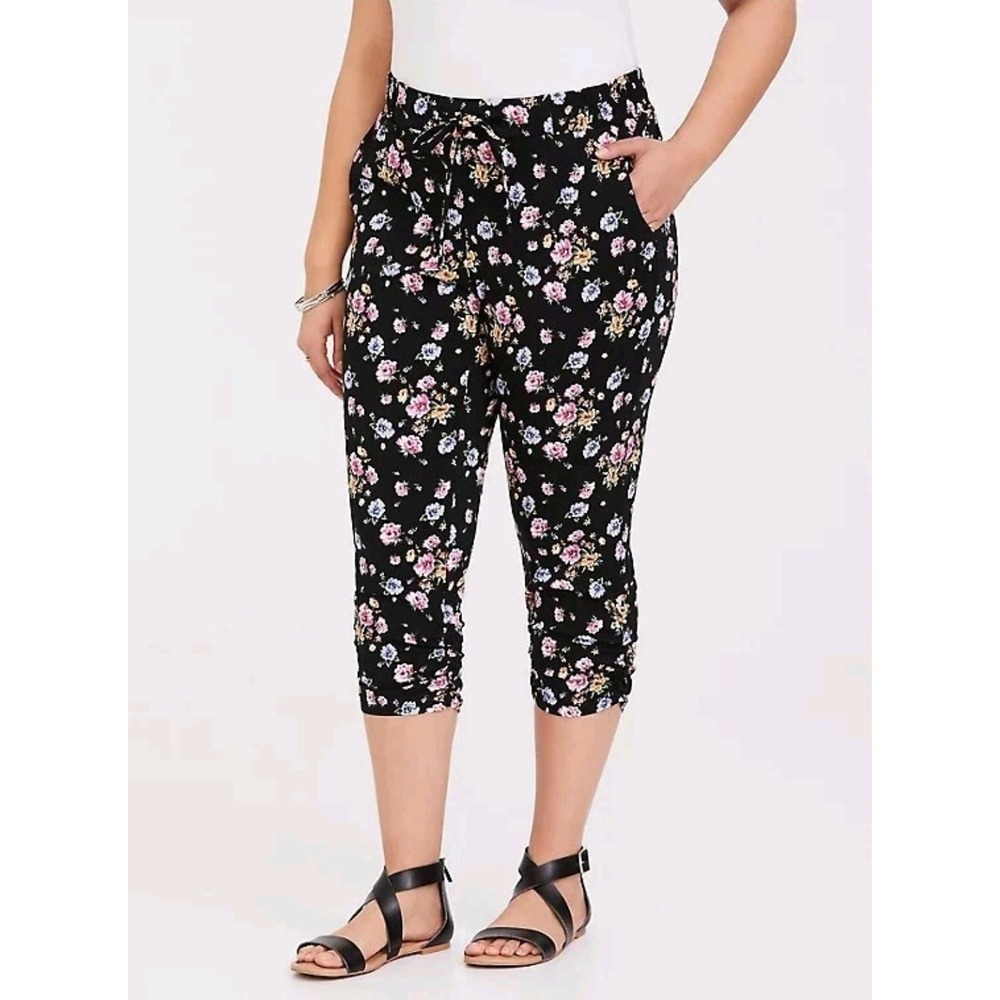 Torrid Retro Cottagecore Chid Floral Elastic Drawstring Waist Crop Pants Size 2X